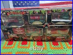 Eztec North Pole Express Train Set Christmas Wireless Musical 33 Pieces Sealed