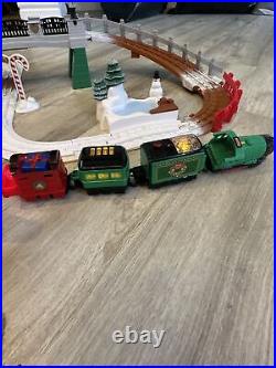 Fisher Price Geo Trax Christmas In Toytown Train Set Not Working See Descriptio