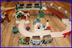Fisher Price Geotrax Christmas Toytown Railway Railroad Train Set V2027 Complete