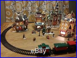 GRANDEUR NOEL 42-Piece Train Village Christmas Set 2001 Edition PLEASE READ