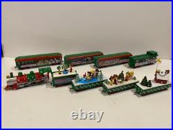 Hawthorne PEANUTS Christmas Village, SNOOPY TRAIN HO Set, Working Controls 2011