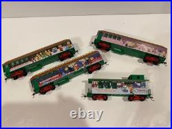 Hawthorne PEANUTS Christmas Village, SNOOPY TRAIN HO Set, Working Controls 2011