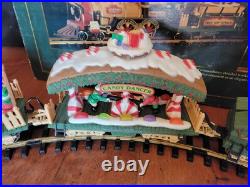 Holiday Express Animated Train Set No 380