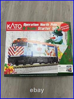 Kato 1060036 N 2016 Operation North Pole Christmas Train Starter Set