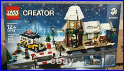 LEGO Creator 10259 Winter Village Station holiday Christmas train set