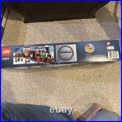 LEGO Creator Expert Winter Holiday Train (10254) BNISB Mint condition