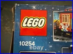 LEGO Creator Expert Winter Holiday Train 10254 le Train Des Fêtes New, Sealed