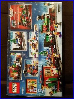LEGO Creator Expert Winter Holiday Train Christmas Holiday Set