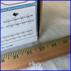 LIONEL Disney's FROZEN Ready-To-Play TRAIN SET 2019 Model 7-1190 32-Piece Track