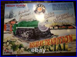 LIONEL HOLIDAY TRADITION SPECIAL CHRISTMAS TRAIN SET 6-31966 O-Gauge Open Box