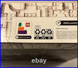 Lego 10361 Holiday Express Train Christmas Set 956 pcs Lego 10361 Holiday Express Train Christmas Set 956 pcs