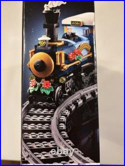 Lego 10361 Holiday Express Train Christmas Set 956 pcs Lego 10361 Holiday Express Train Christmas Set 956 pcs