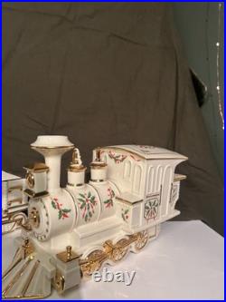 Lenox Holiday Junction 3-Piece Porcelain Train Set 24K Gold Trim Mint Condition