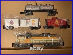 Limited Edition Lionel Train Set Kraft Nabisco Holiday with Track -2002 NEW