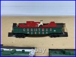 Lionel 31966 Holiday Tradition Special Train Set Complete W Box Untested