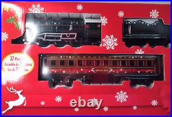 Lionel 37 -pcs. Holiday Battery Operated Train Set PRR Pennsylvania Railroad