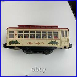 Lionel 6-11809 Christmas Village Motorized Trolley Set Train 0-27 Track Gauge