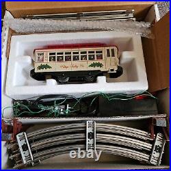 Lionel 6-11809 Christmas Village Motorized Trolley Set Train O-27 Gauge Track
