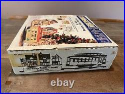 Lionel 6-11809 The Village Trolley Christmas Train Set/Box