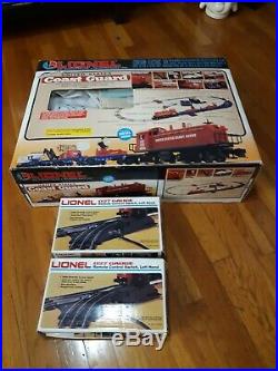 Lionel 6 11905 U. S. COAST GUARD Train Set for Christmas & 027 gauge includes