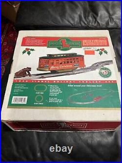 Lionel 6-11981 Christmas Holiday Motorized Trolley Set Train O-27 Track Gauge