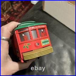 Lionel 6-11981 Christmas Holiday Motorized Trolley Set Train O-27 Track Gauge
