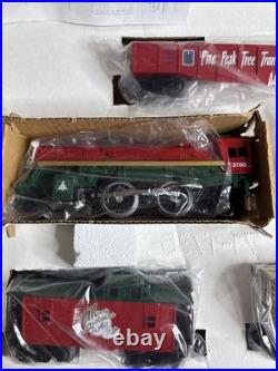 Lionel 6-21944 O27 Gauge Christmas Train Set With Musical Boxcar Please Read