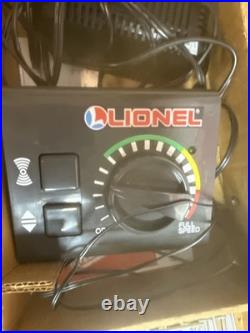 Lionel 6-21944 O27 Gauge Christmas Train Set With Musical Boxcar Please Read