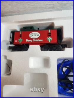Lionel 6-30068 O Gauge North Pole Central Christmas Train Set Lightly Used Lionel 6-30068 O Gauge North Pole Central Christmas Train Set Lightly Used