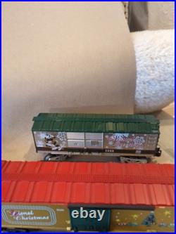 Lionel 6-30205 Silver Bell Express LionChief O Gauge Christmas Train Set Extra