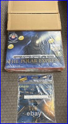 + Lionel 6-31960 O Gauge The Polar Express Train Set with Diorama NIB