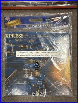 + Lionel 6-31960 O Gauge The Polar Express Train Set with Diorama NIB