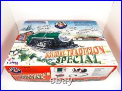 Lionel 6-31966 Holiday Tradition Special Electric Railroad O-Gauge Train Set