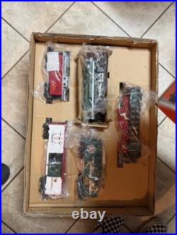 Lionel 6-31966 Holiday Tradition Special Train Set 2004 NEW OLD STOCK. NIB