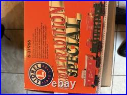 Lionel 6-31966 Holiday Tradition Special Train Set 2004 NEW OLD STOCK. NIB