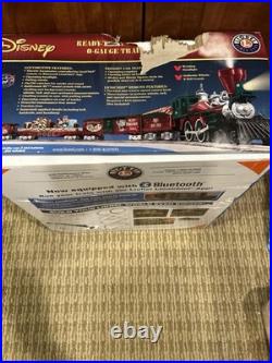 Lionel Disney Christmas Train Set Lionchief 4-4-0 Steam O-Scale 6-82716 MINT