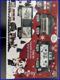 Lionel Disney Mickey Mouse Train Set Ready To Play Christmas Unopened 712068