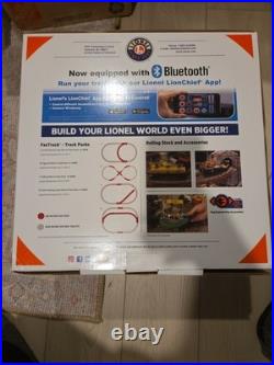 Lionel Disney Mickey's Christmas Electric O Gauge Train Set Lionel