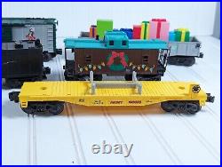 Lionel Disney Mickeys Christmas Express Train 6-31946 Locomotive Tender + 5 cars