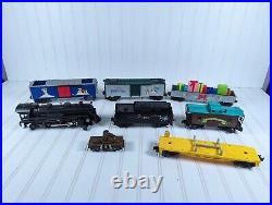 Lionel Disney Mickeys Christmas Express Train 6-31946 Locomotive Tender + 5 cars