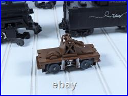Lionel Disney Mickeys Christmas Express Train 6-31946 Locomotive Tender + 5 cars