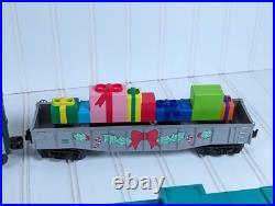 Lionel Disney Mickeys Christmas Express Train 6-31946 Locomotive Tender + 5 cars