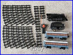 Lionel G Gauge Polar Express Train Set Battery Powered Ready to Run 7-11022