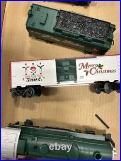 Lionel Holiday 6-31966 Tradition Special Electric Railroad O-Gauge Train Set