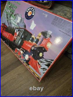 Lionel Holiday Special Train set 8-81029 51 Circle Of Track 60w Transformer