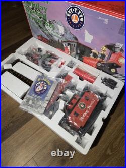 Lionel Holiday Special Train set 8-81029 51 Circle Of Track 60w Transformer