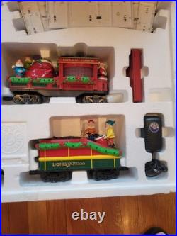 Lionel Holiday Tradition Express Train Set G Gauge Christmas 7-11000 Read