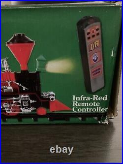 Lionel Lines 36 Piece G-Gauge Christmas Train Set With Remote in box Tested
