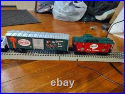 Lionel North Pole Central Christmas 0 Gauge Train Set # 6-30020 Plus Extra Track