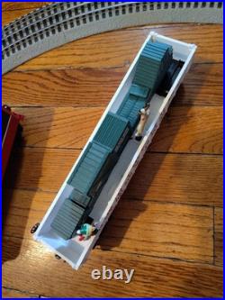Lionel North Pole Central Christmas 0 Gauge Train Set # 6-30020 Plus Extra Track